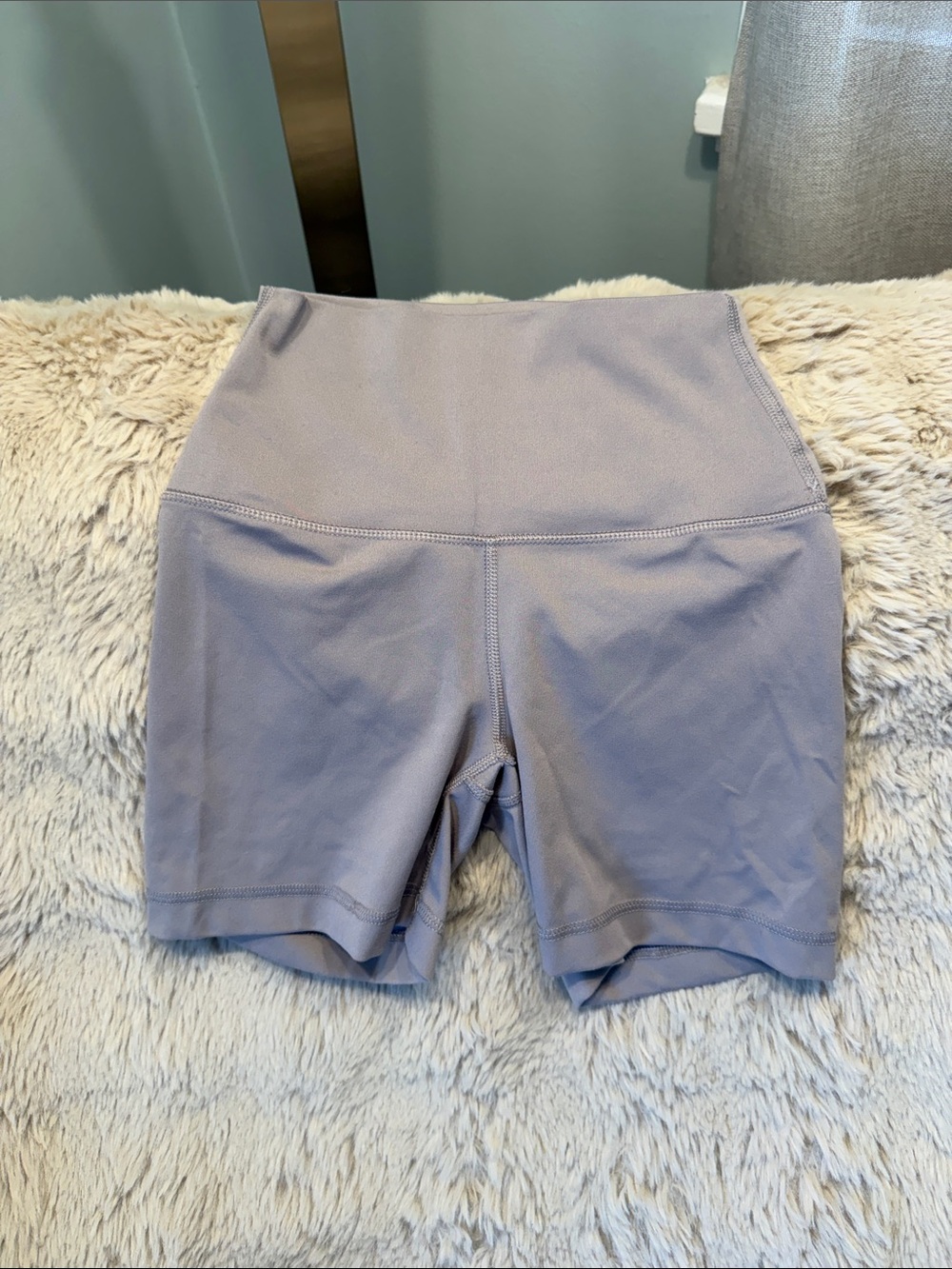 Yogalicious High-Waist Bike Shorts in Soft Lavender